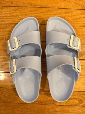 Light Blue Arizona Size 40/ Women's 9